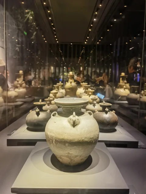 陶器文物展览