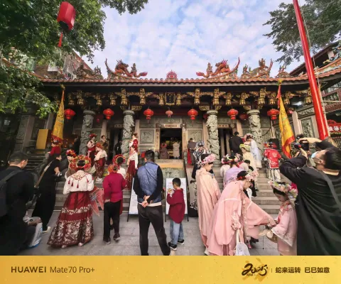 蟳埔妈祖庙前