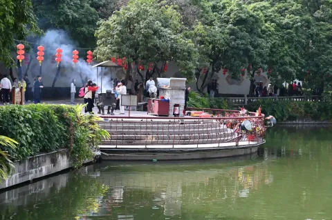 祈福焚香台