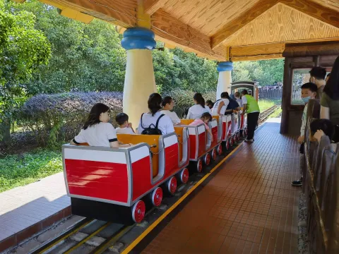 小孩子们最热爱的小火车