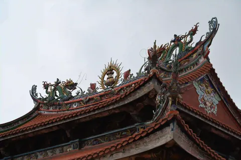 燕尾飞檐，绝美的闽南剪瓷雕