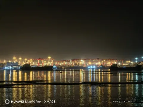 港口夜色