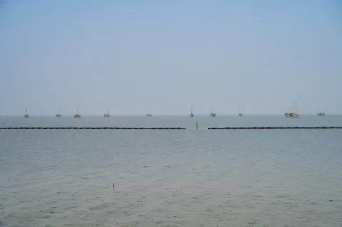 太湖面上的渔船
