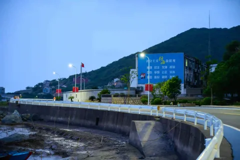 回望环岛路景色