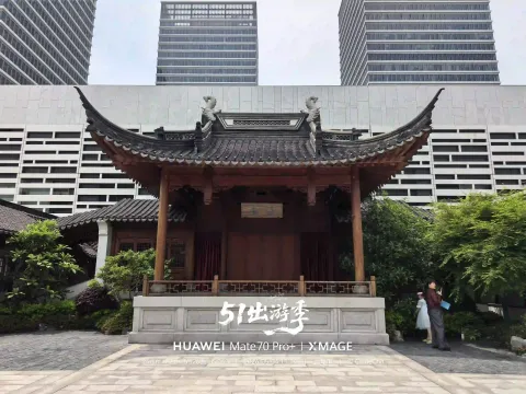 现代场馆里藏着一座江南古戏台