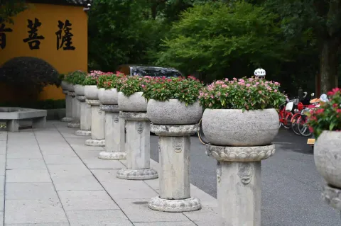石钵花盆