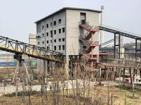 旧厂房的时光印记