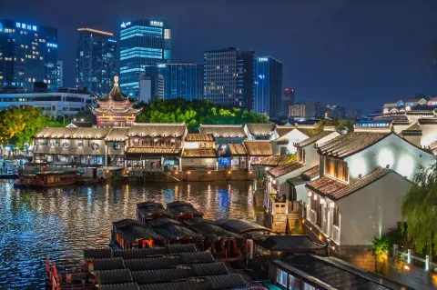 白居易码头夜景