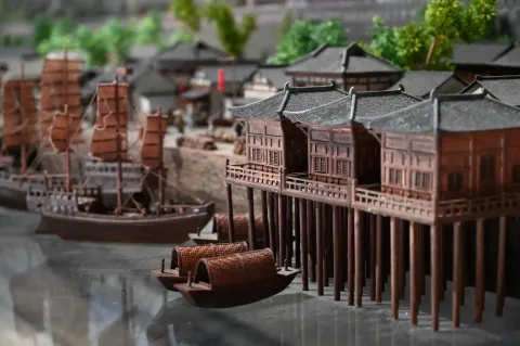 水上人家：微缩古建筑