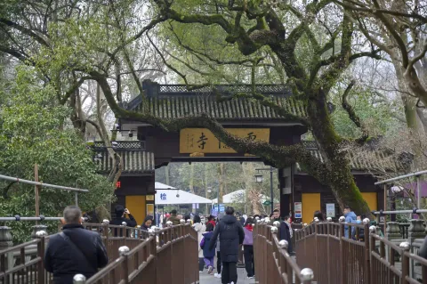 灵隐入口