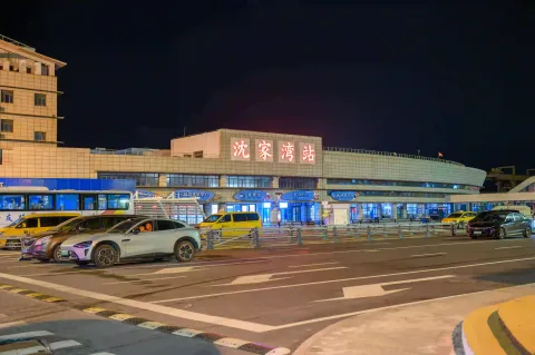 沈家湾站夜色