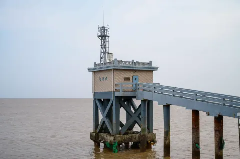 海上水文观测站