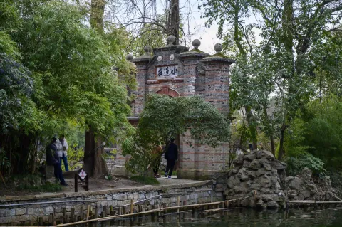 小莲庄西洋门楼