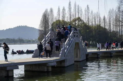 镜水桥
