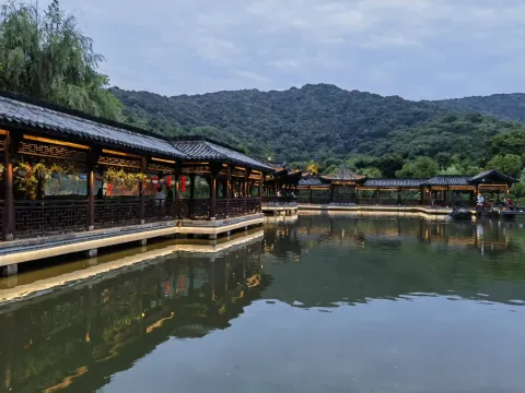湘湖绿道廊架