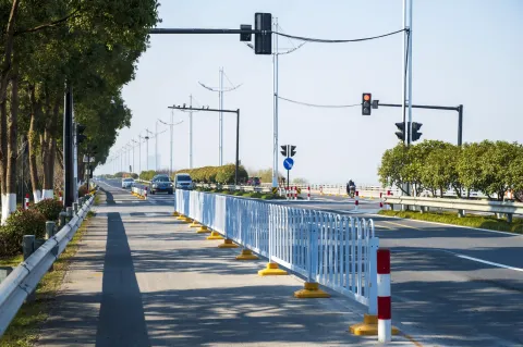 红绿灯路口