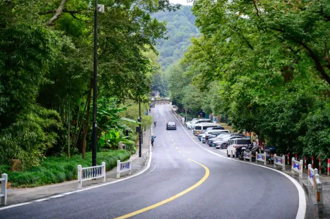 山间道路