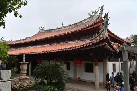 大殿侧檐