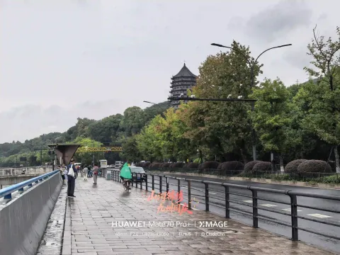 钱塘江畔・六和塔