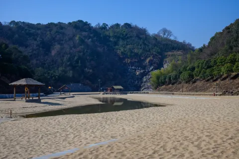 满满玩沙子的地方