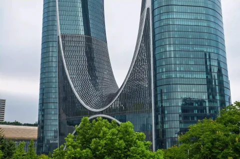 世纪中心双子塔建筑特写