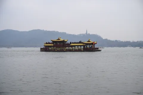 西湖游船