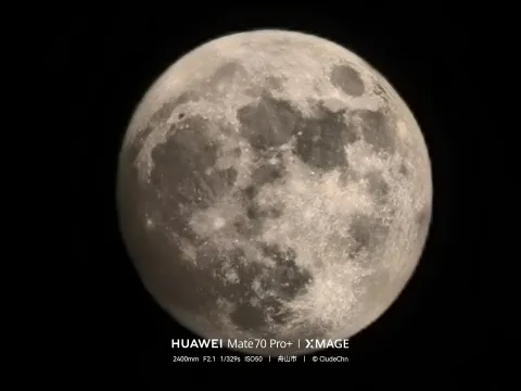 一轮满月