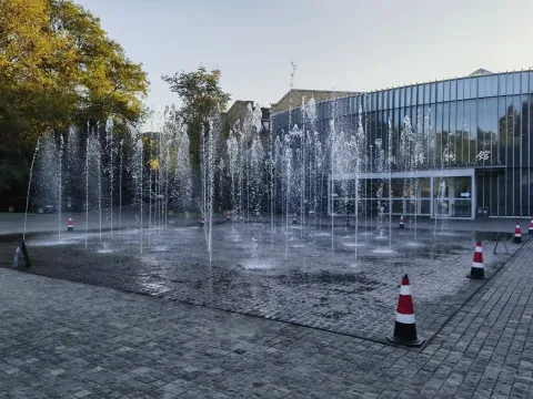喷泉