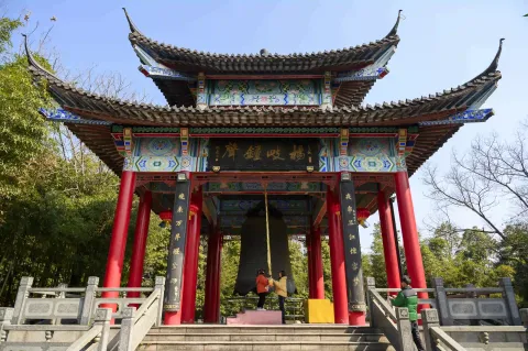 杨岐钟声