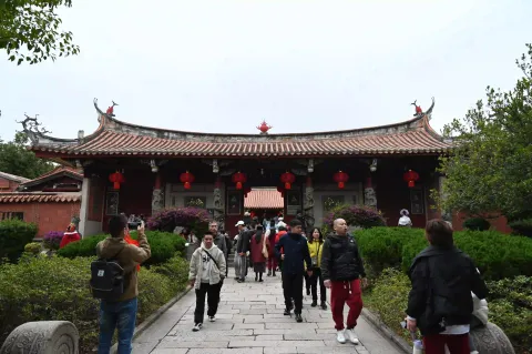 开元寺・弘一法师纪念馆入口