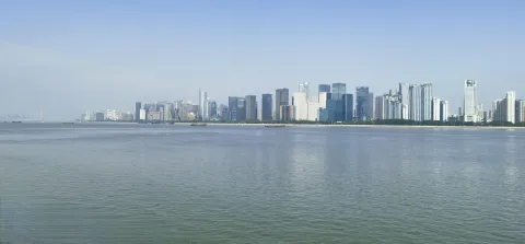 对岸的钱江新城