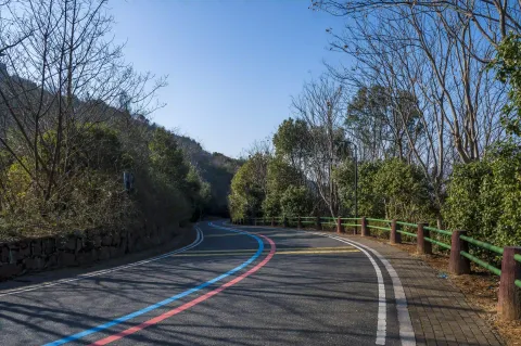 爬山游步道