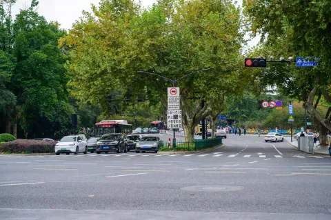 北山街口
