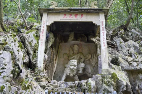 灵隐飞来峰造像
