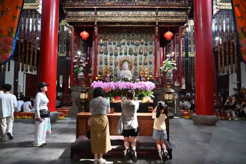法喜寺观音像