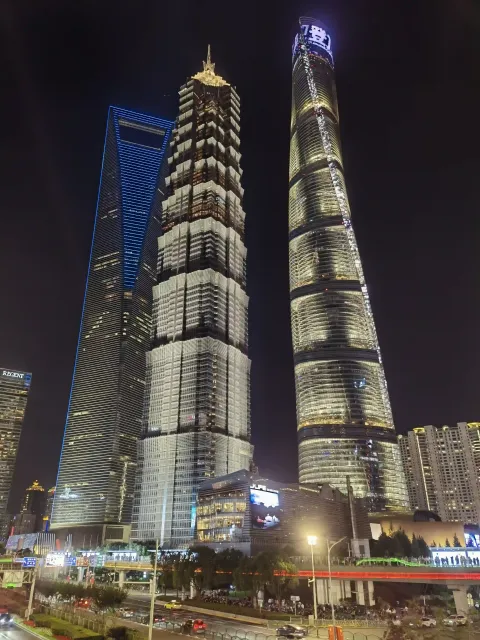 陆家嘴的摩天大楼