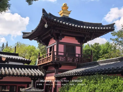 粉墙古亭