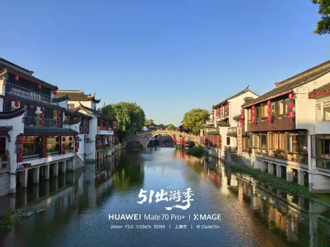 一水穿古镇